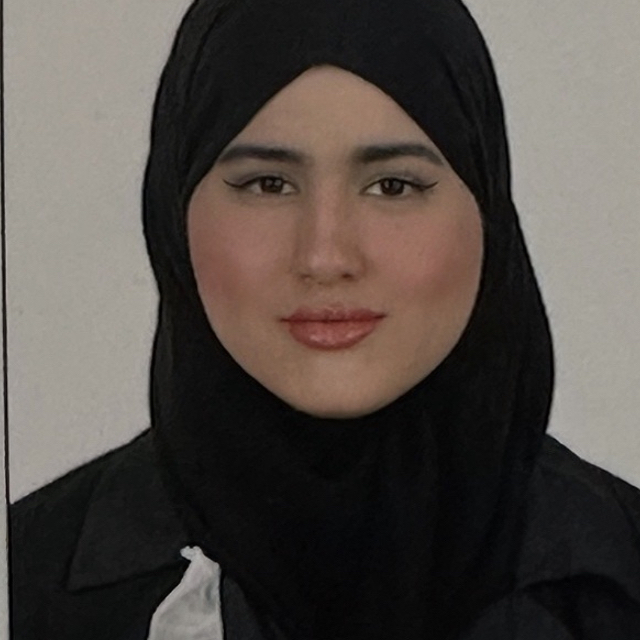 روينه قمرين